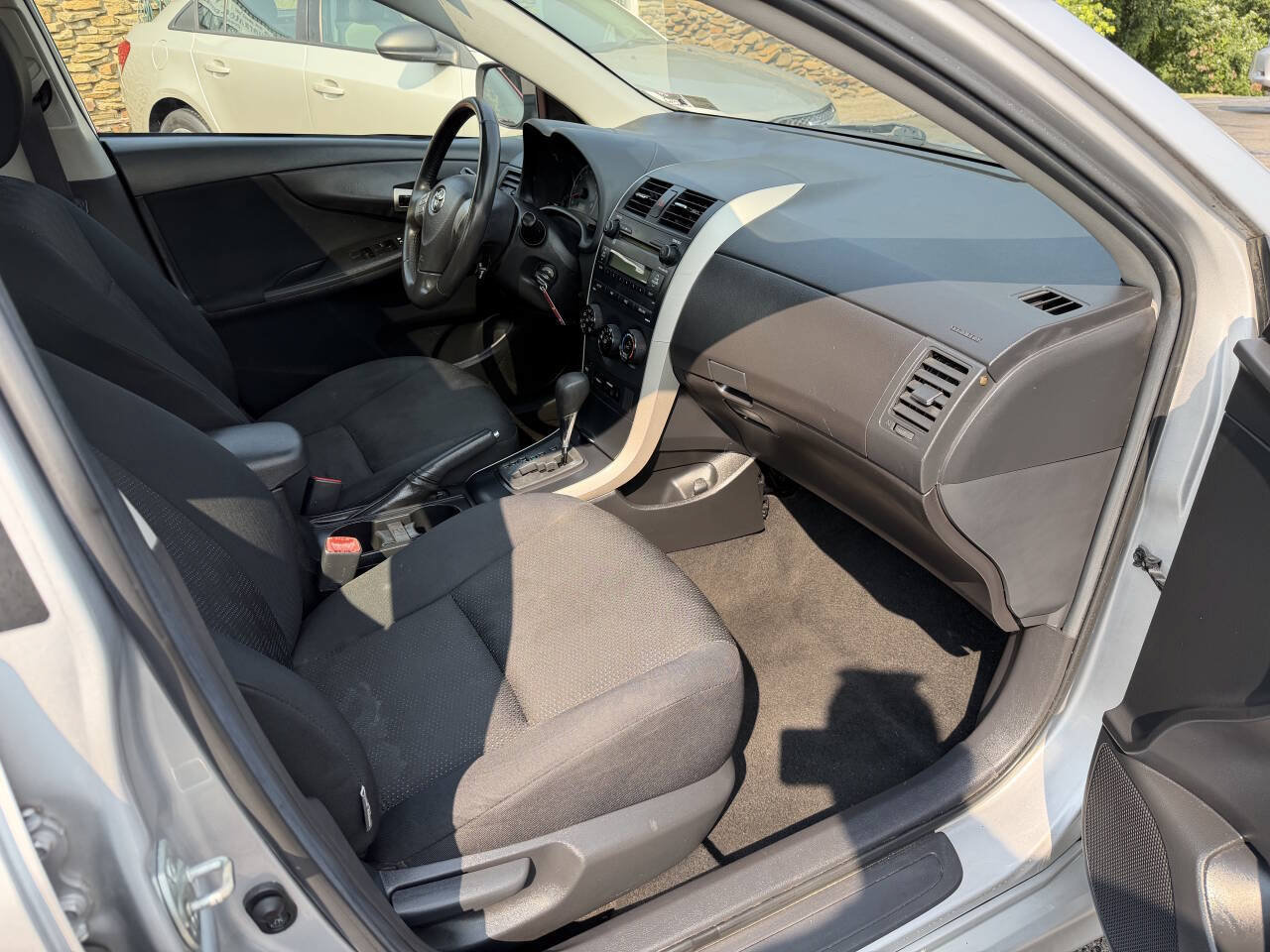 Used 2009 Toyota Corolla S FWD image 7