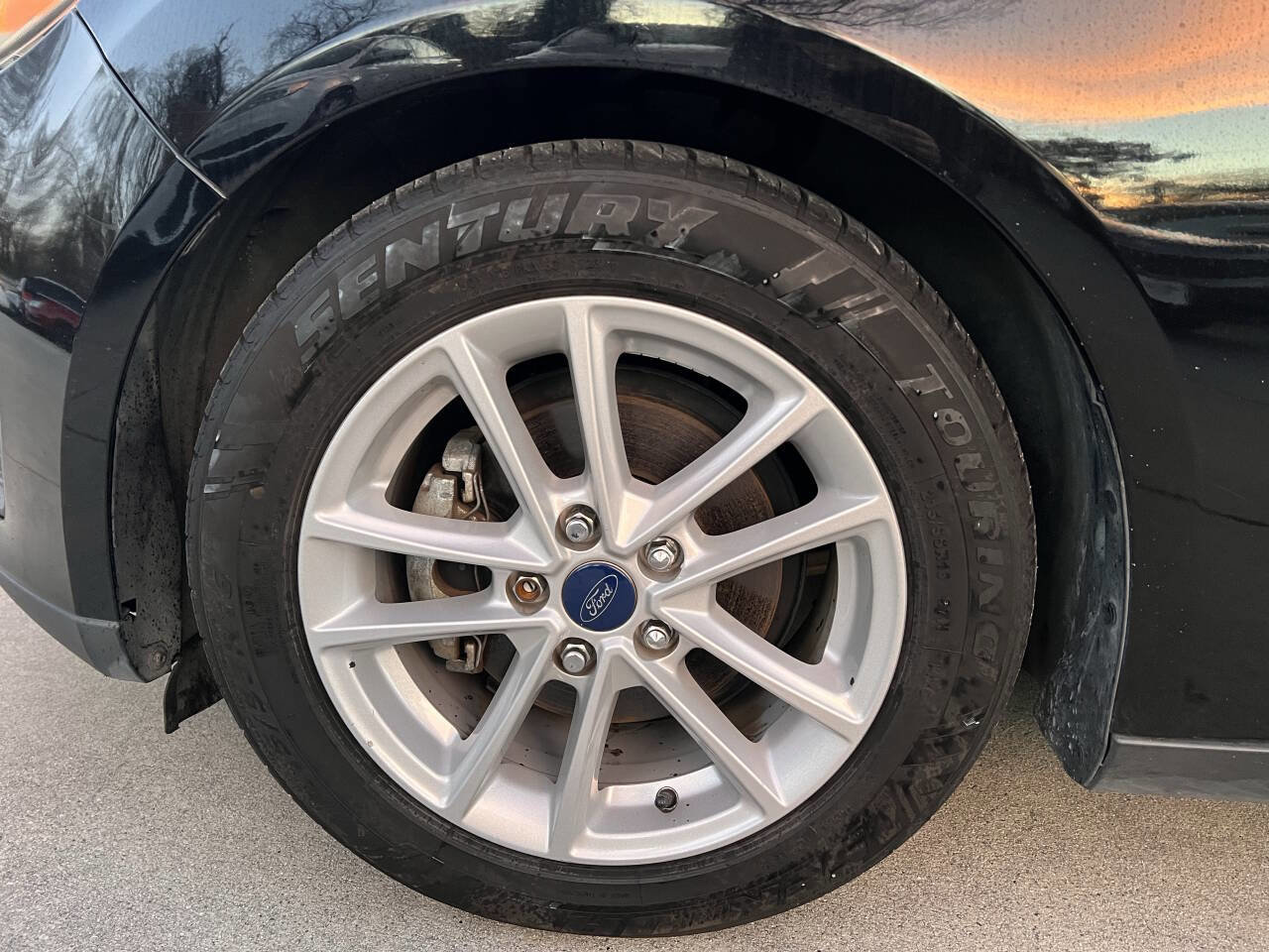 Used 2017 Ford Focus SE image 27