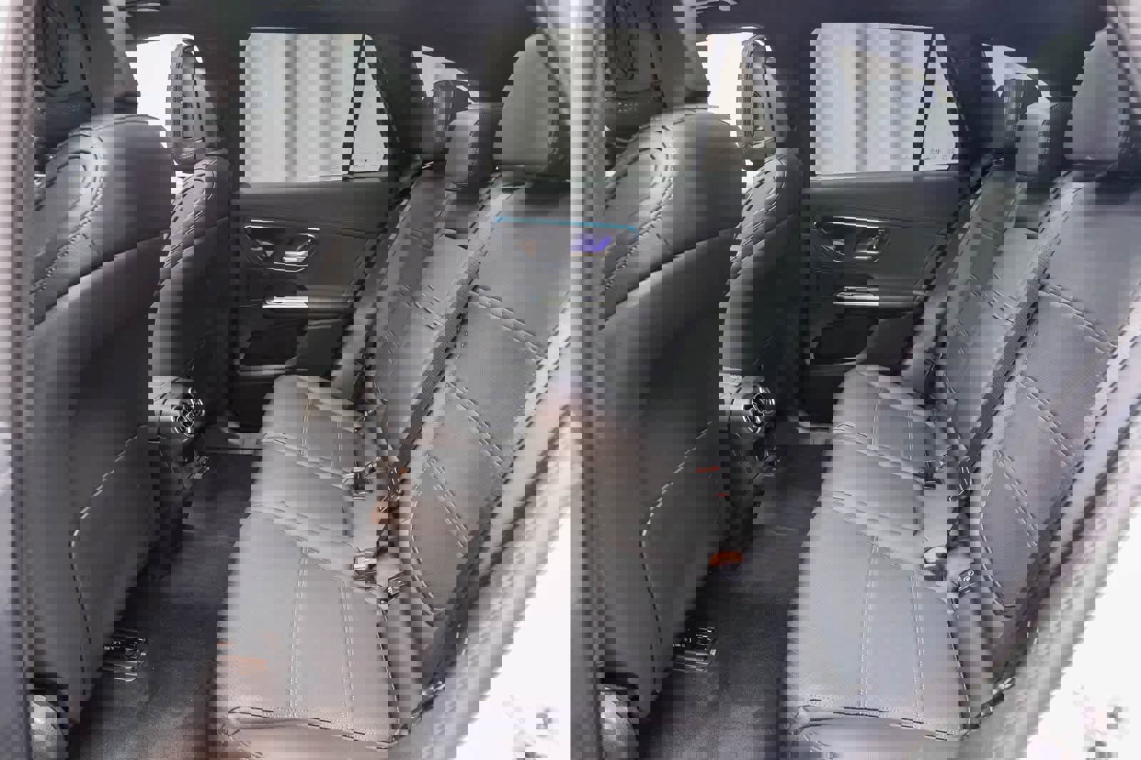 Certified 2025 Mercedes-Benz GLC 300 4MATIC image 17