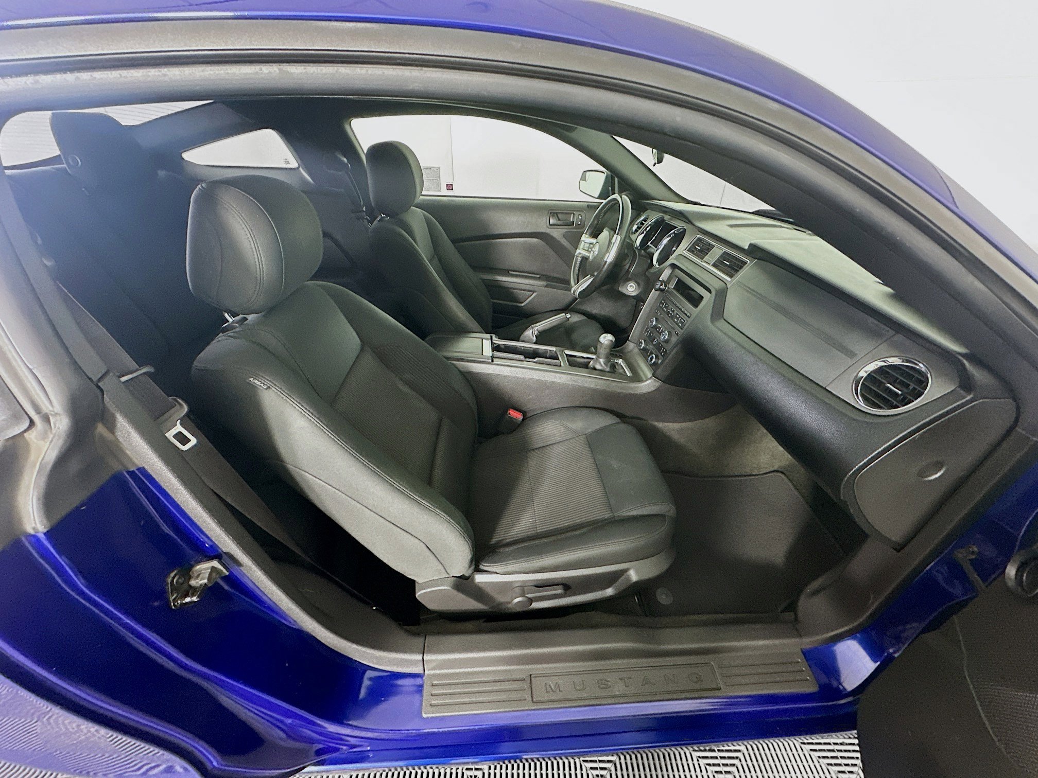 Used 2014 Ford Mustang Coupe image 26