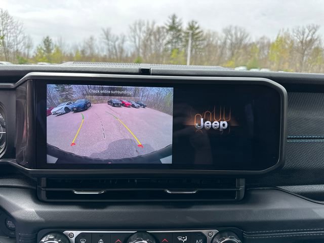 Used 2025 Jeep Wrangler Unlimited Rubicon 4xe w/ Convenience Group AWD/4WD image 40