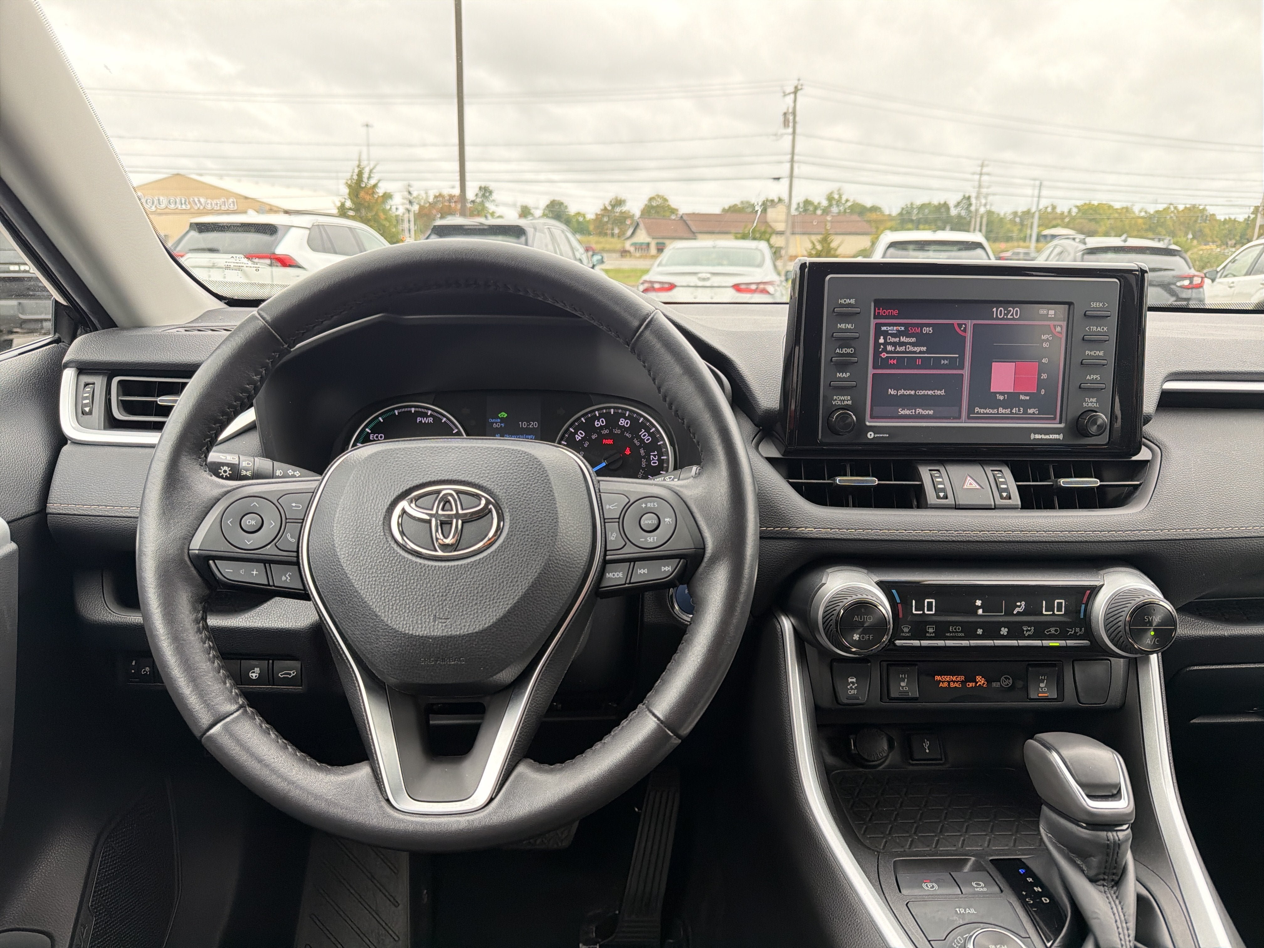 Used 2022 Toyota RAV4 XLE Premium AWD/4WD image 13