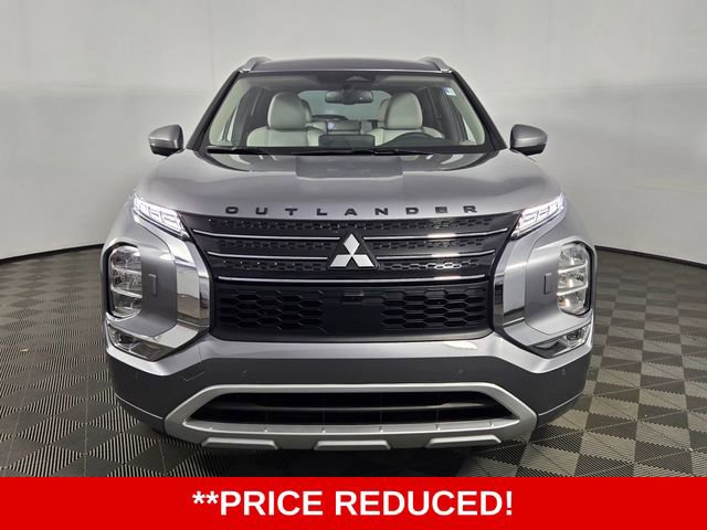 Used 2023 Mitsubishi Outlander SEL AWD/4WD image 2
