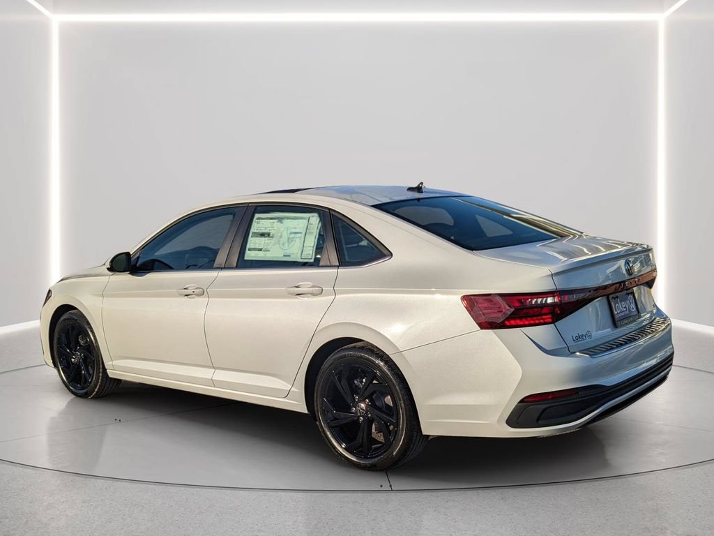 New 2026 Volkswagen Jetta SE FWD image 7