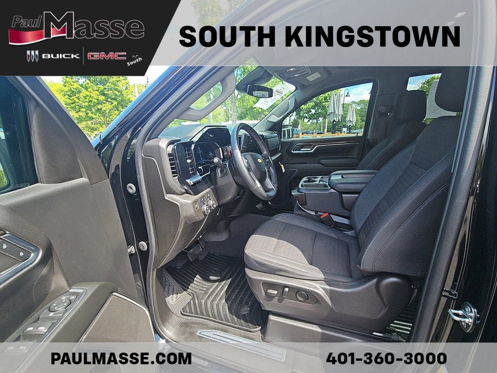 Used 2023 Chevrolet Silverado 1500 LT AWD/4WD image 14