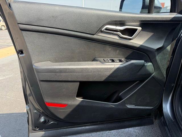 Used 2023 Kia Sportage LX image 26