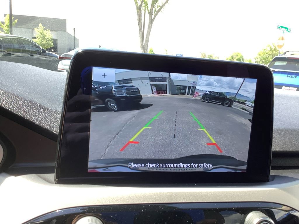 Used 2020 Ford Escape SE image 25