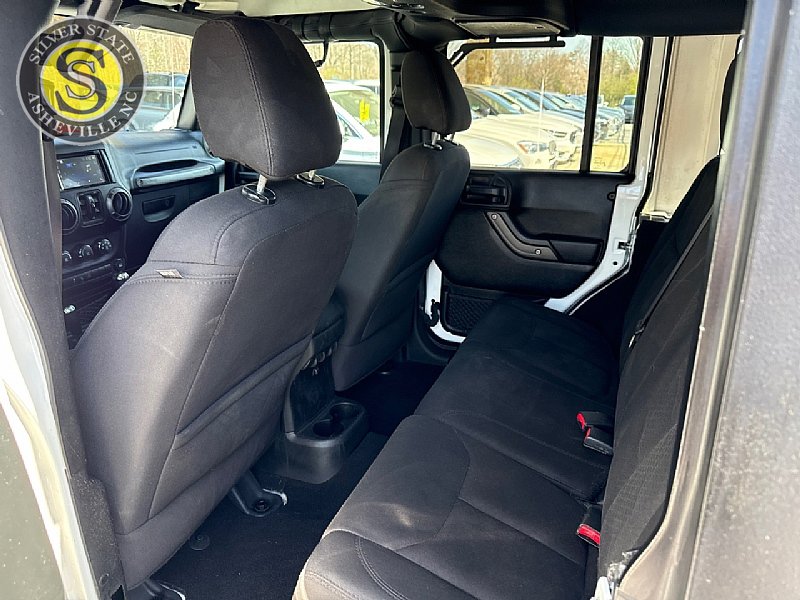 Used 2018 Jeep Wrangler Unlimited Sport S image 13