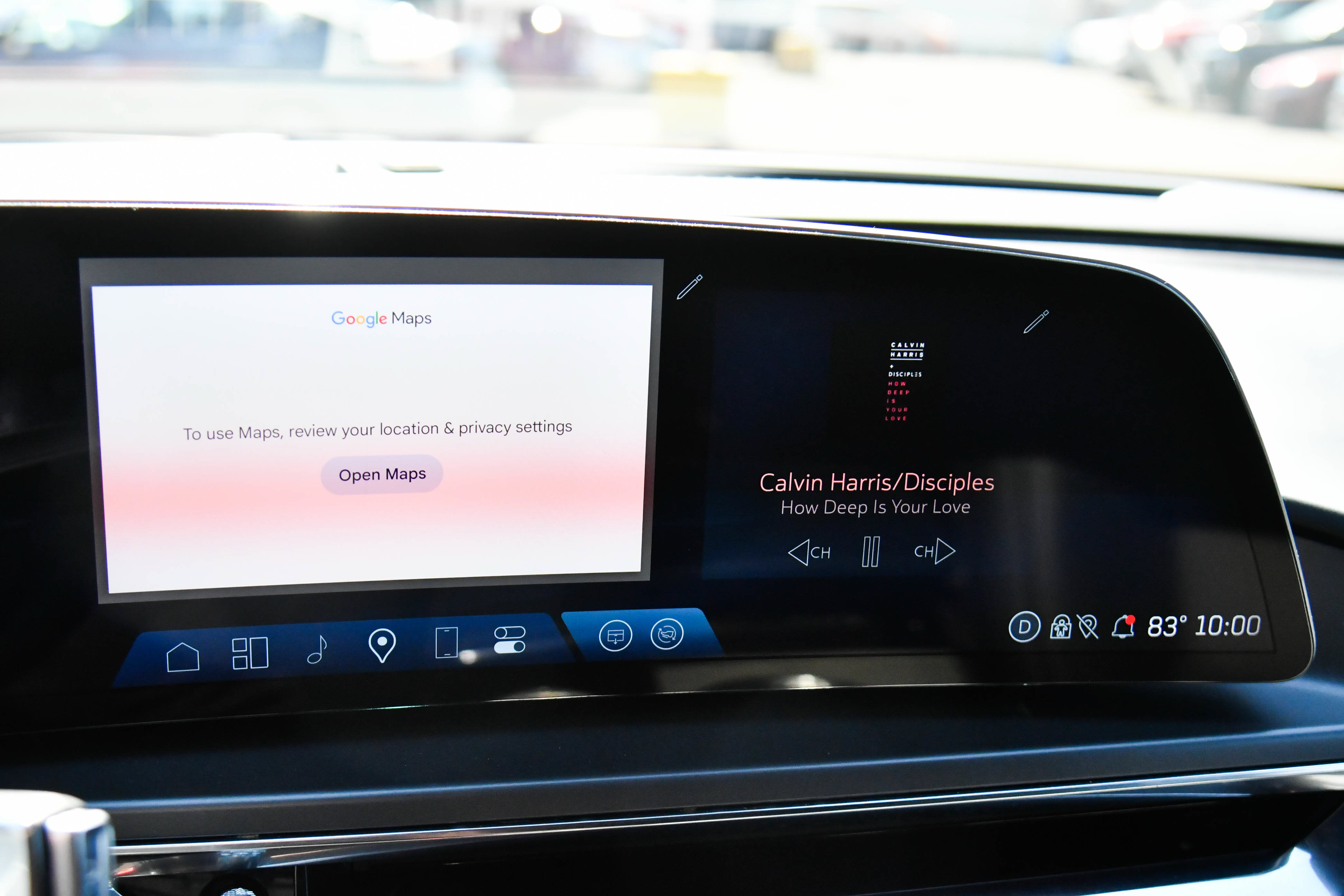 Used 2024 Cadillac Lyriq Tech w/ Driver Assist Package RWD image 28