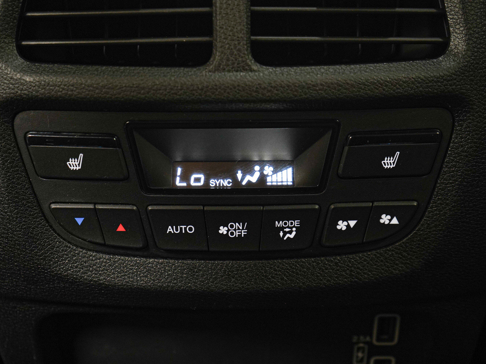 Used 2022 Honda Pilot Black Edition image 23
