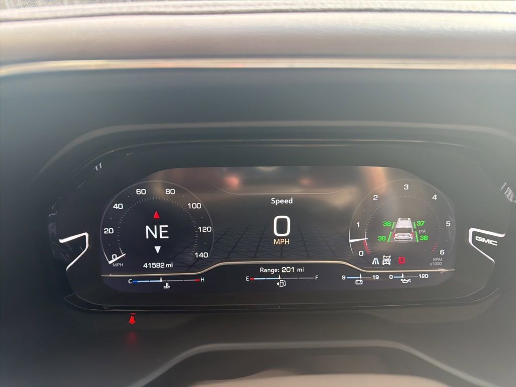 Used 2023 GMC Yukon Denali w/ Max Trailering Package image 31