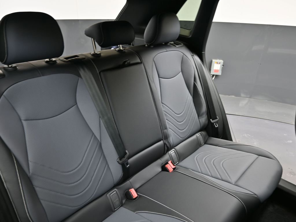 New 2026 Volkswagen Tiguan SE R-Line image 16