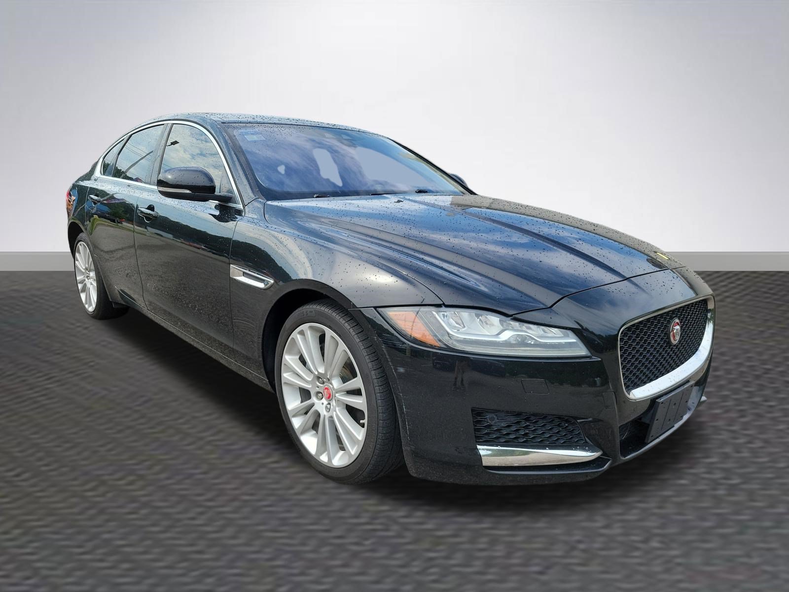 Used 2020 Jaguar XF Premium
