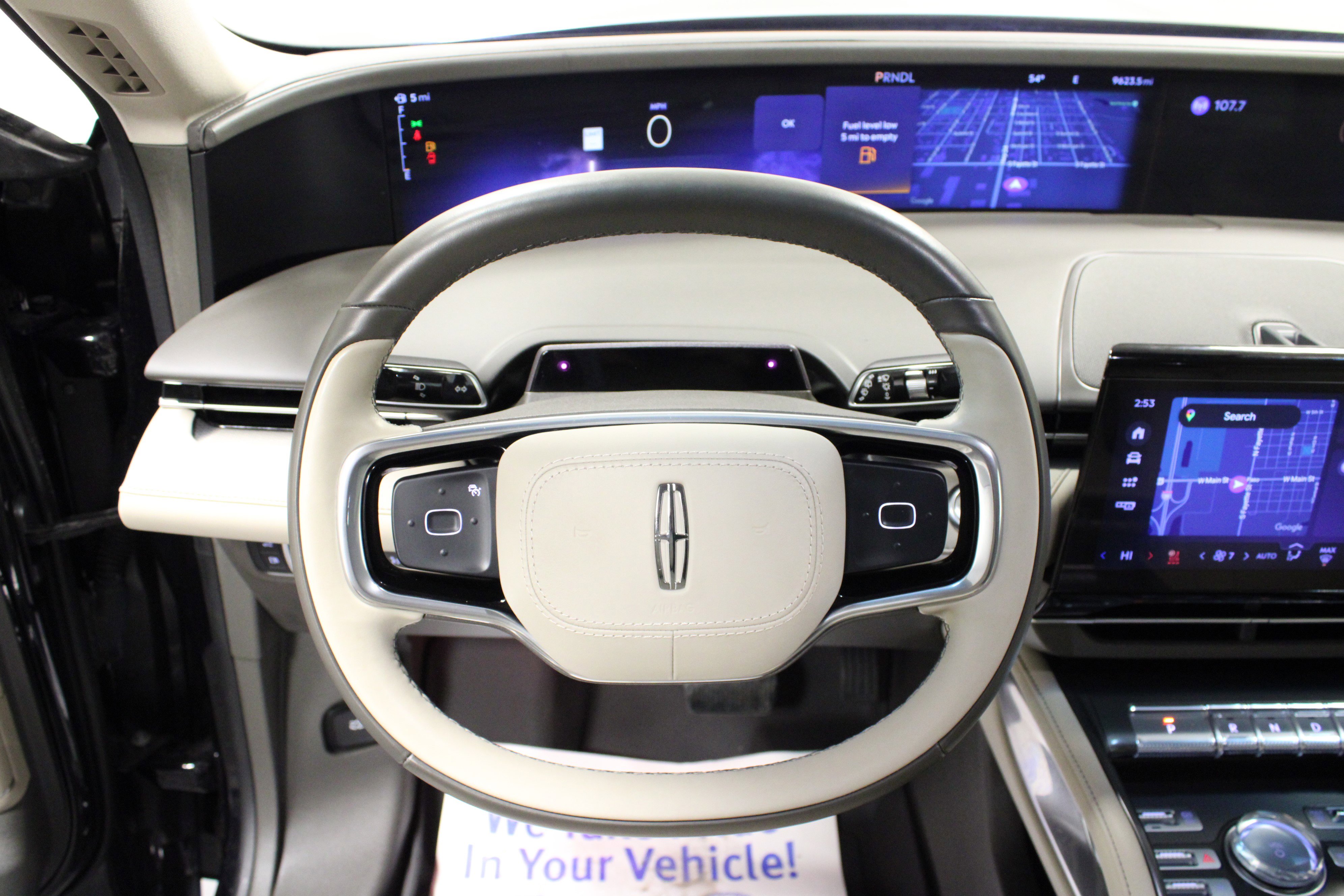 Used 2024 Lincoln Nautilus Premier image 17