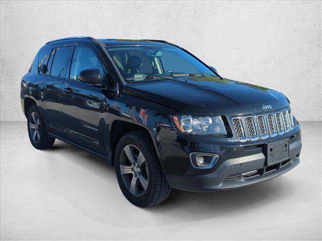 Used 2017 Jeep Compass High Altitude AWD/4WD image 4