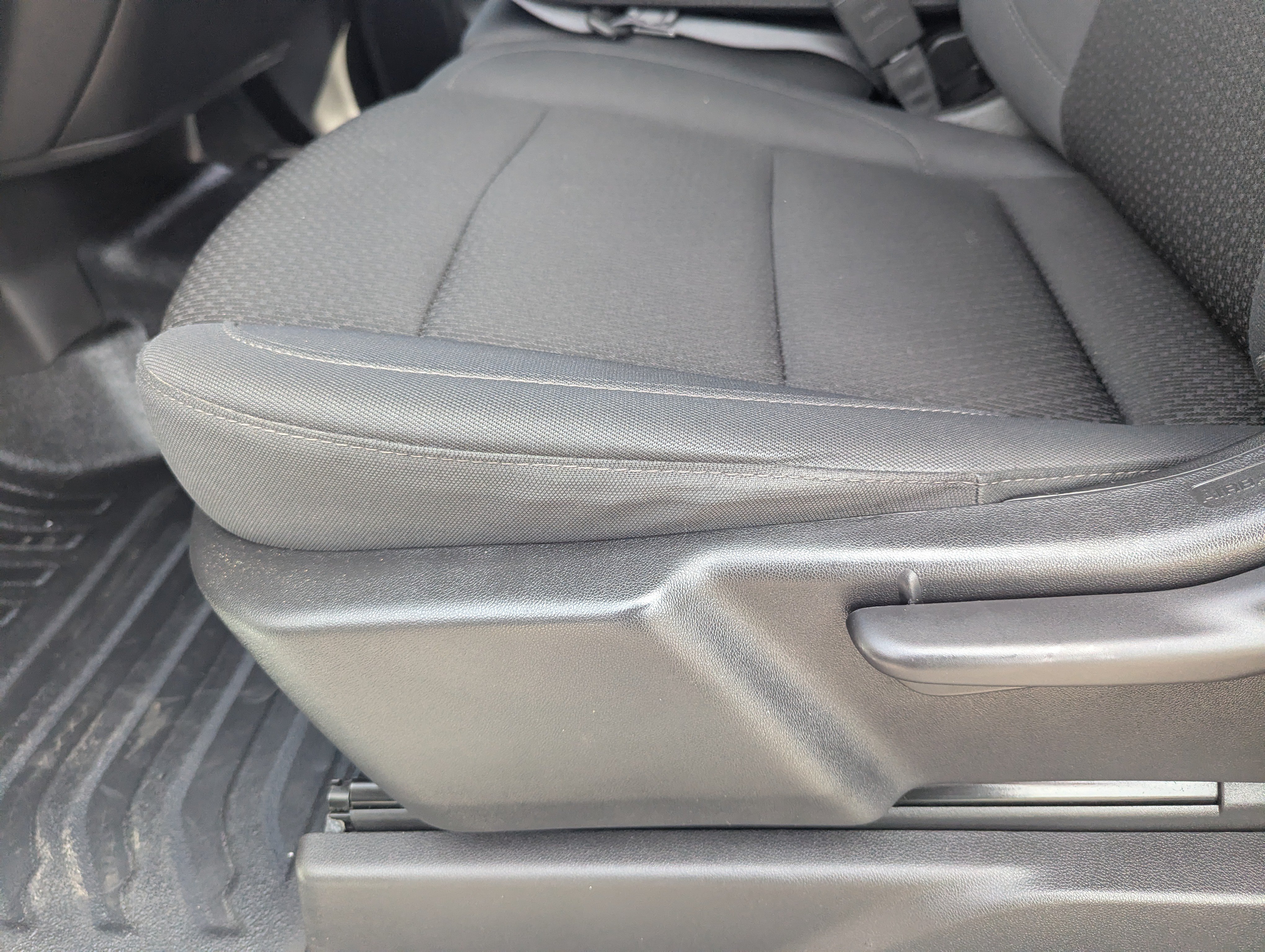Used 2025 Chevrolet Silverado 1500 W/T RWD image 16
