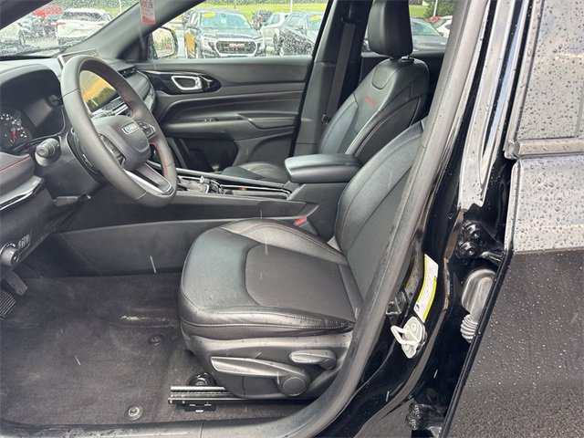 Used 2024 Jeep Compass Trailhawk image 25