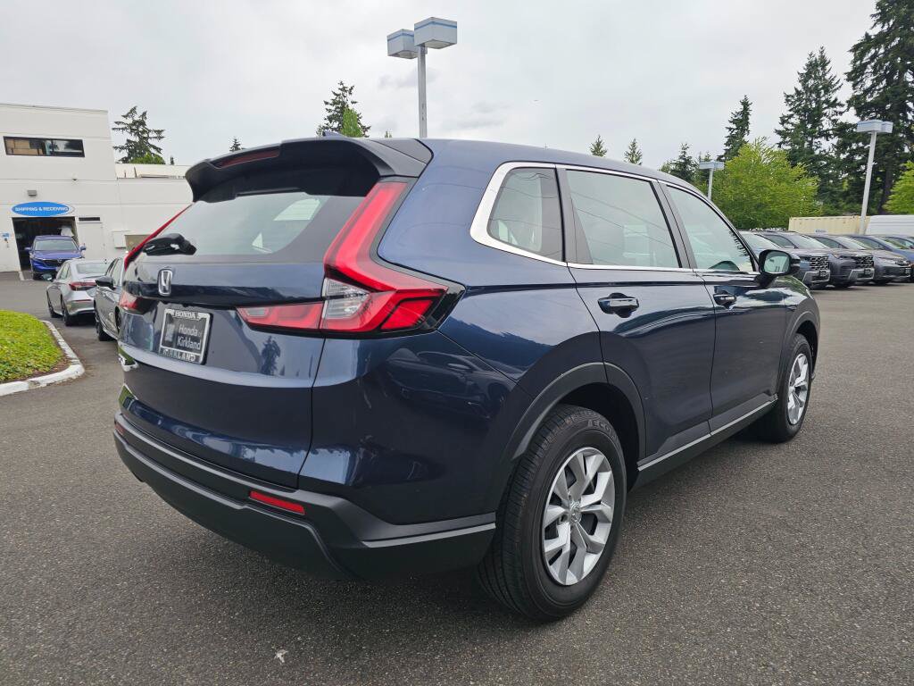 Used 2023 Honda CR-V LX image 7