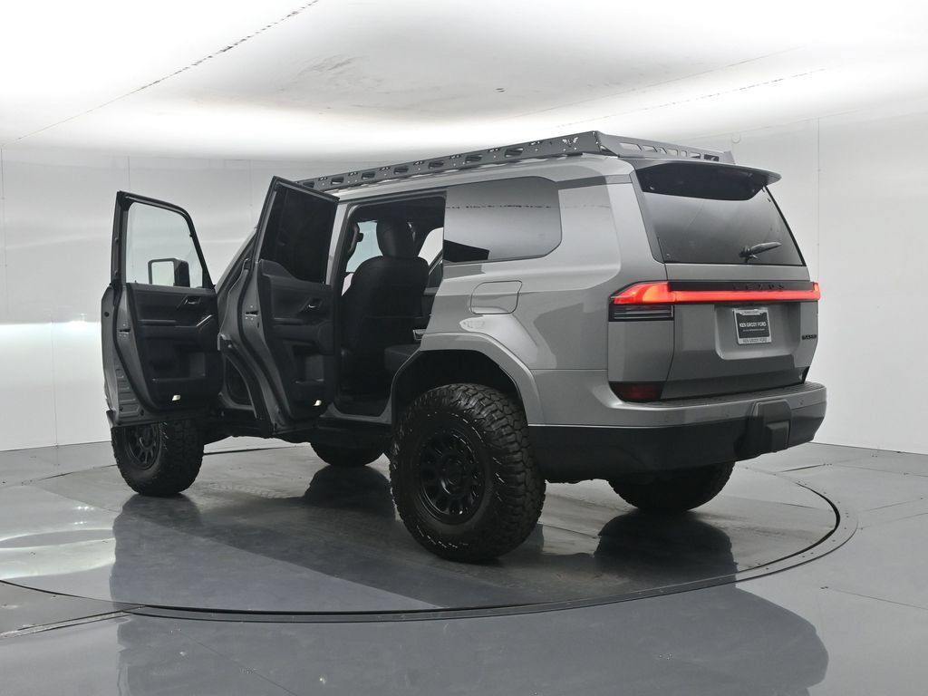Used 2025 Lexus GX 550 AWD/4WD image 33