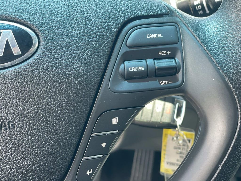 Used 2018 Kia Forte LX w/ LX Popular Package FWD image 9