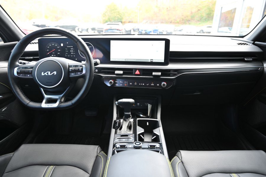 Used 2025 Kia K5 GT w/ Option Group 015 image 18