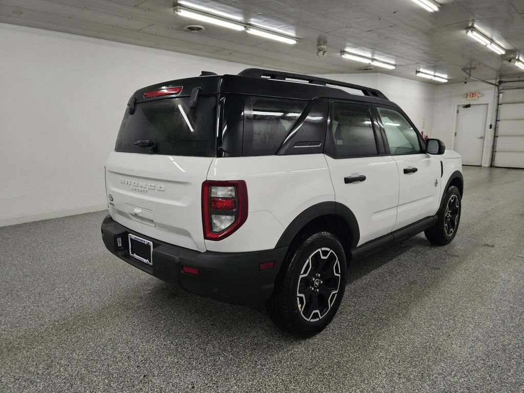 New 2026 Ford Bronco Sport Outer Banks AWD/4WD image 4