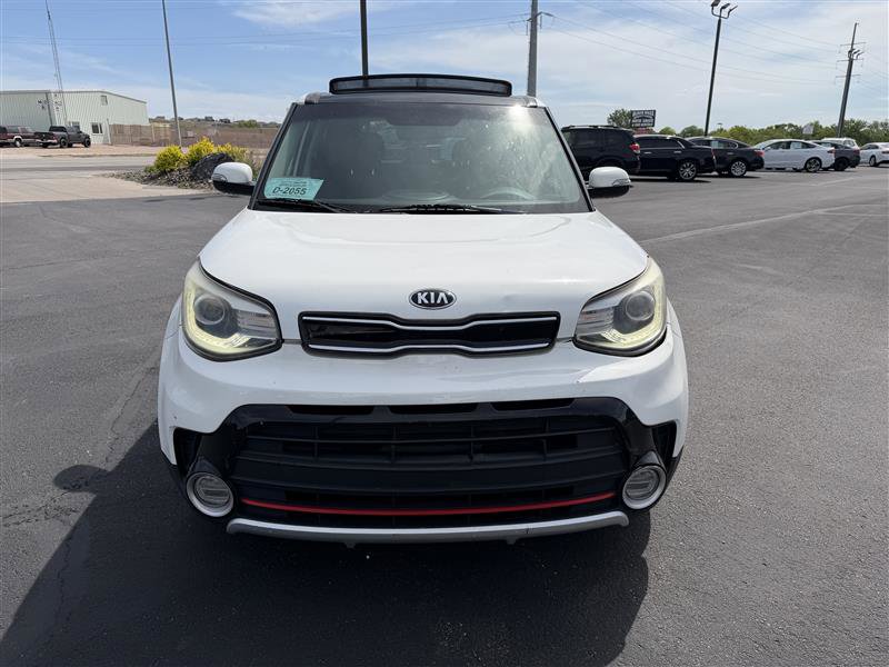 Used 2019 Kia Soul ! w/ Technology Package FWD image 4