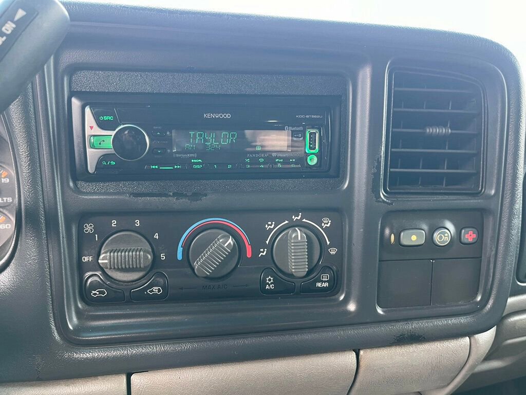 Used 2002 Chevrolet Tahoe Z71 image 23