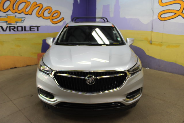 Used 2021 Buick Enclave Essence w/ Sound and Sites Package FWD image 7