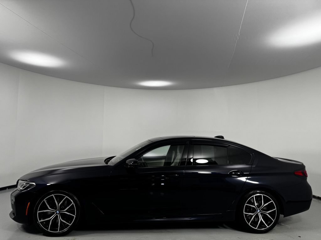 Used 2021 BMW M550i xDrive w/ Executive Package AWD/4WD image 4