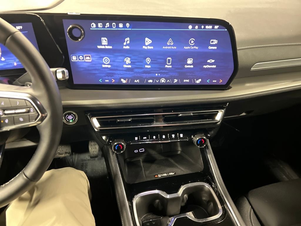 Certified 2024 Chevrolet Traverse LT w/ Midnight/Sport Edition image 24