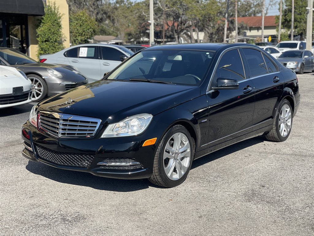 Used 2012 Mercedes-Benz C 250 Sedan w/ Premium 1 Pkg image 9