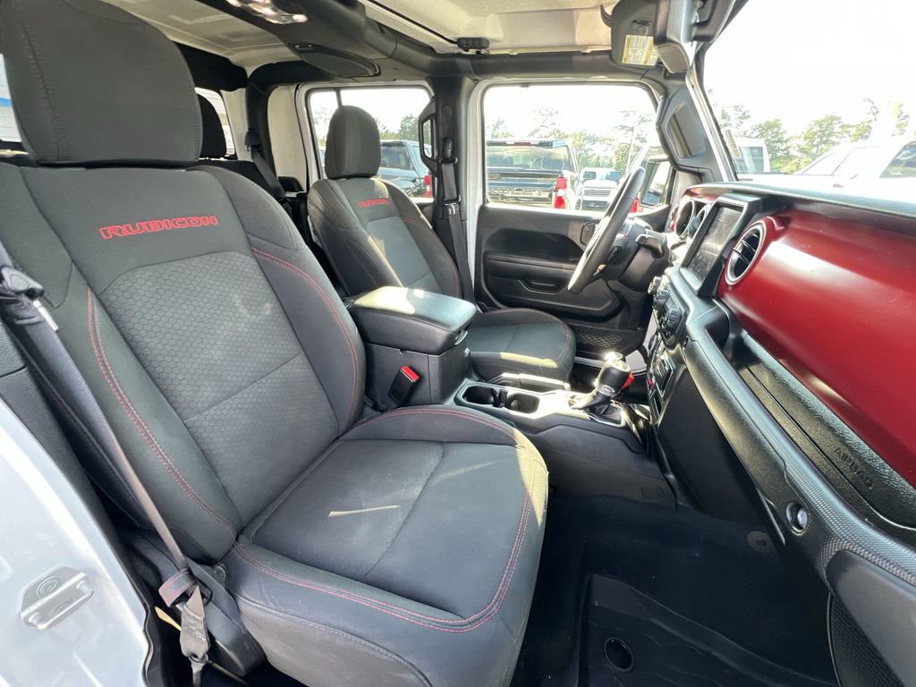 Used 2023 Jeep Gladiator Rubicon w/ Cold Weather Group image 39