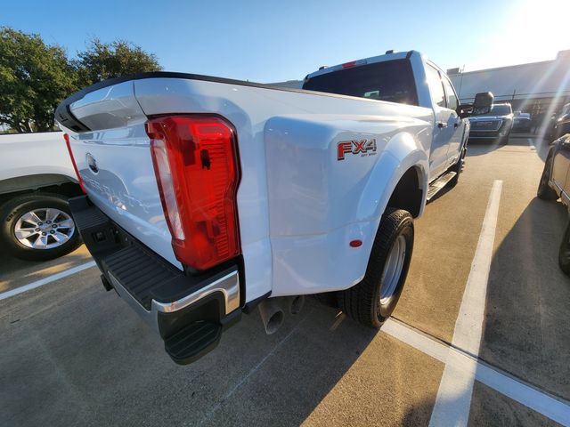 Used 2025 Ford F350 XLT w/ FX4 Off-Road Package AWD/4WD image 4