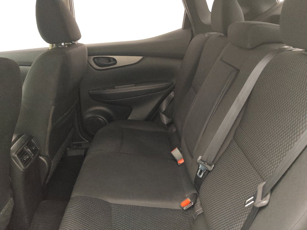 Used 2019 Nissan Rogue Sport S w/ Appearance Package image 18