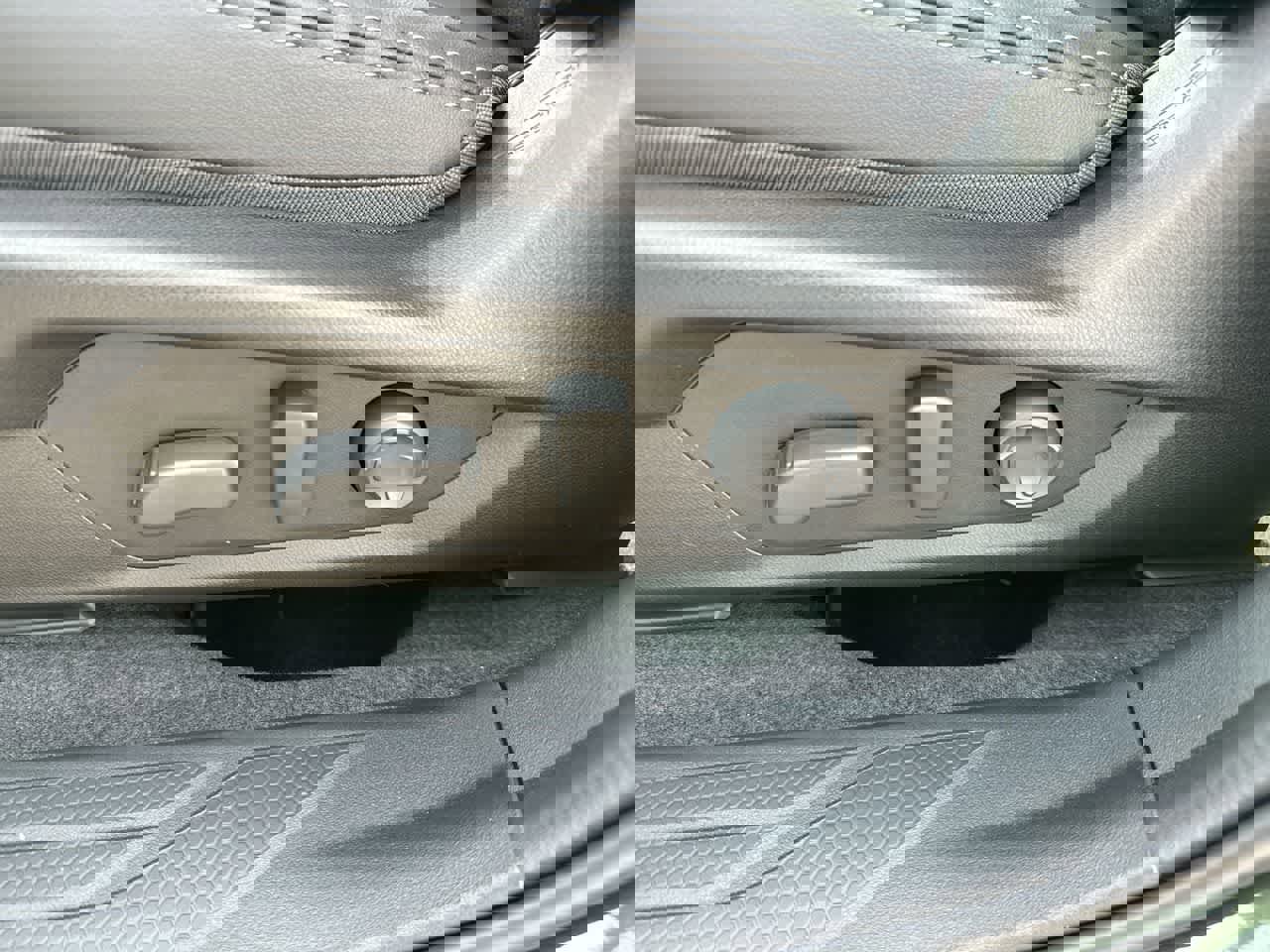 New 2026 Subaru Outback Touring XT image 21