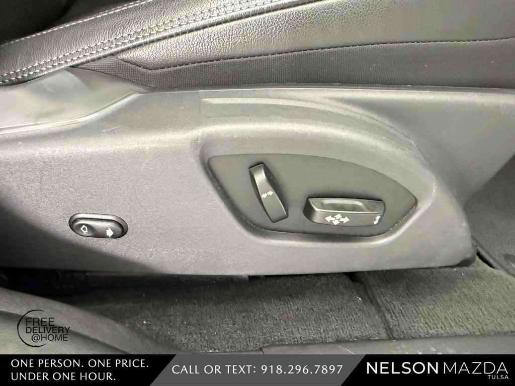 Used 2016 Volvo XC60 T5 w/ Proximity Package FWD image 46