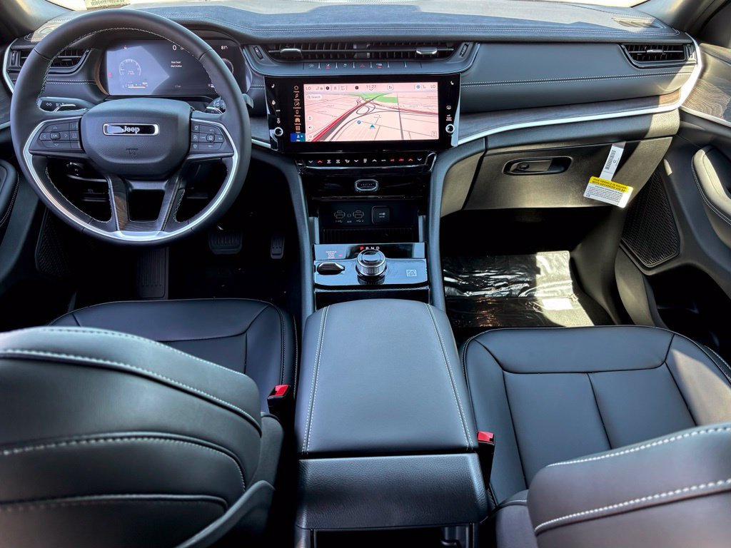 New 2027 Jeep Grand Cherokee Limited AWD/4WD image 20