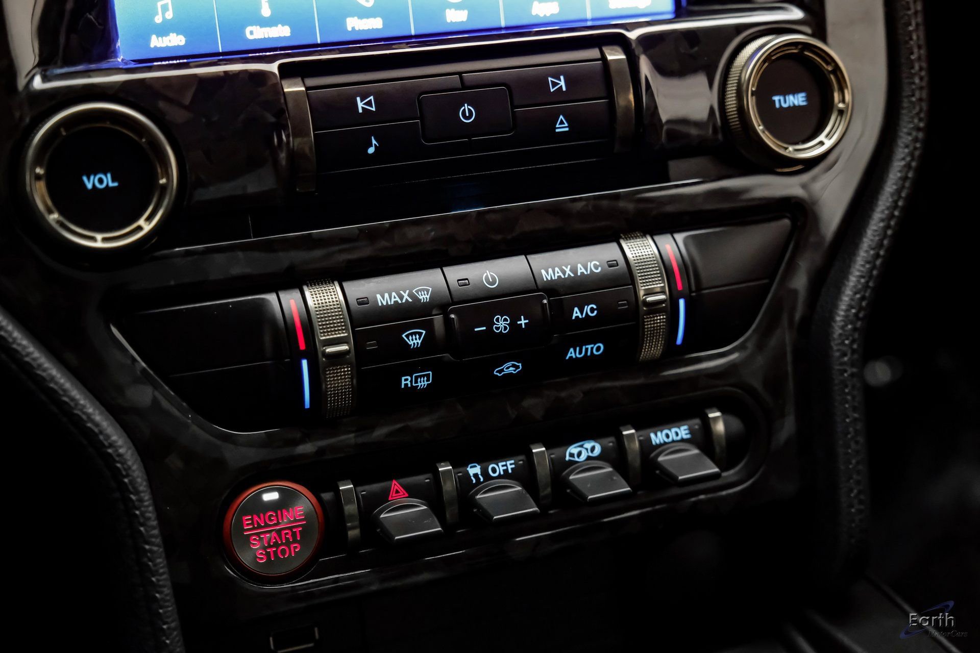 Used 2022 Ford Mustang Shelby GT500 w/ Technology Package image 65