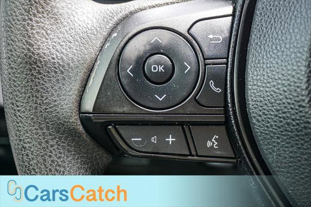 Used 2020 Toyota Corolla LE FWD image 30