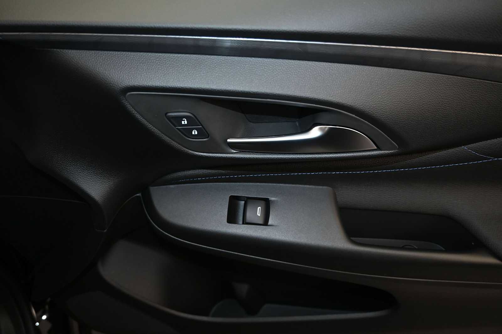 New 2026 Buick Envista Sport Touring w/ Convenience I Package FWD image 25