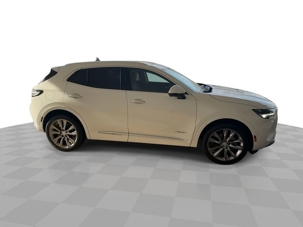 Certified 2021 Buick Envision Avenir w/ Technology Package II image 9