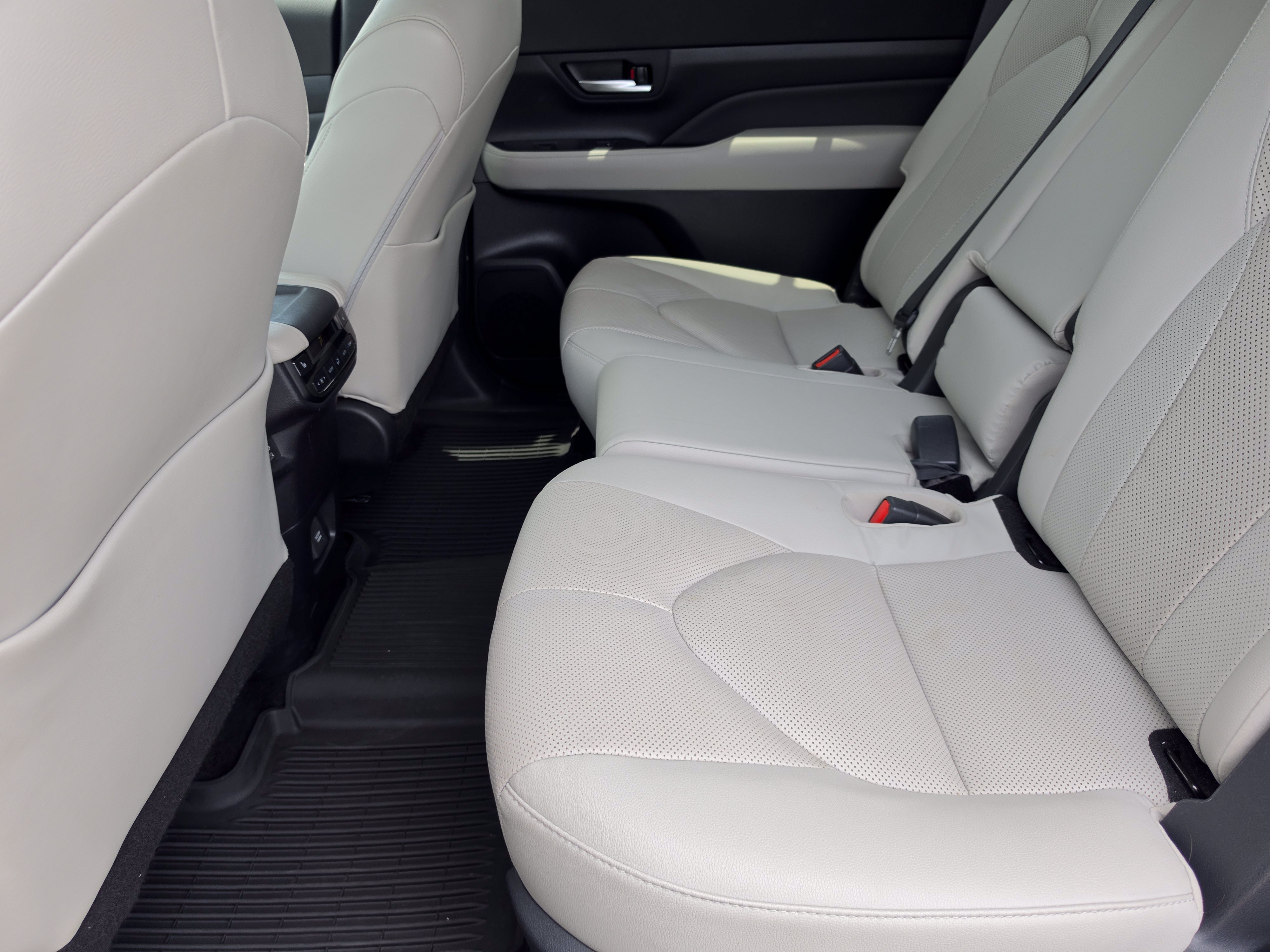 Certified 2024 Toyota Grand Highlander AWD Hybrid image 10