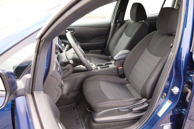 Used 2025 Nissan Leaf S FWD image 8