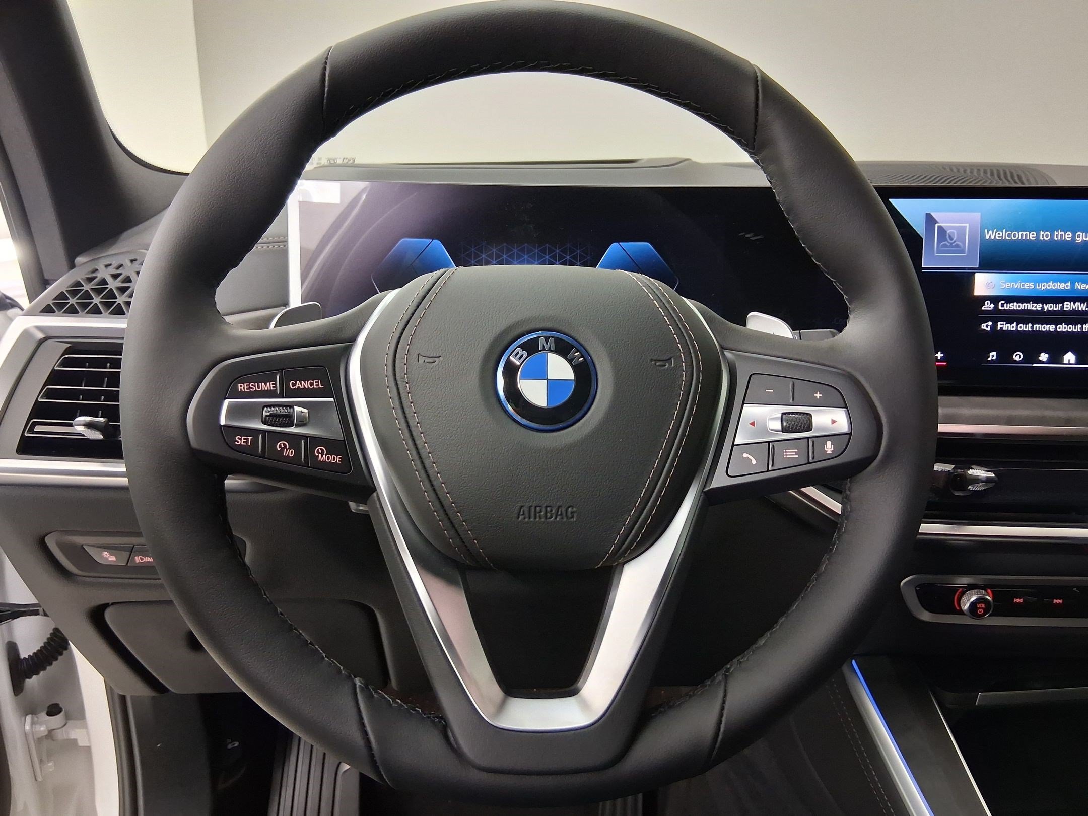 New 2026 BMW X5 xDrive50e w/ Premium Package AWD/4WD image 15