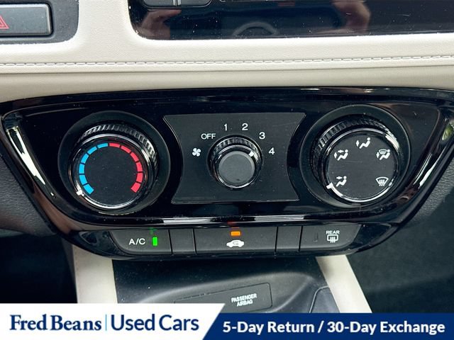 Used 2017 Honda HR-V LX image 19
