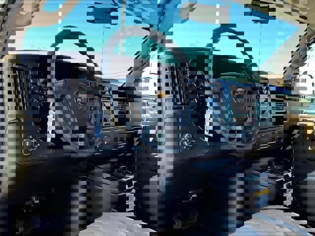 New 2026 Chevrolet Express 2500 image 8