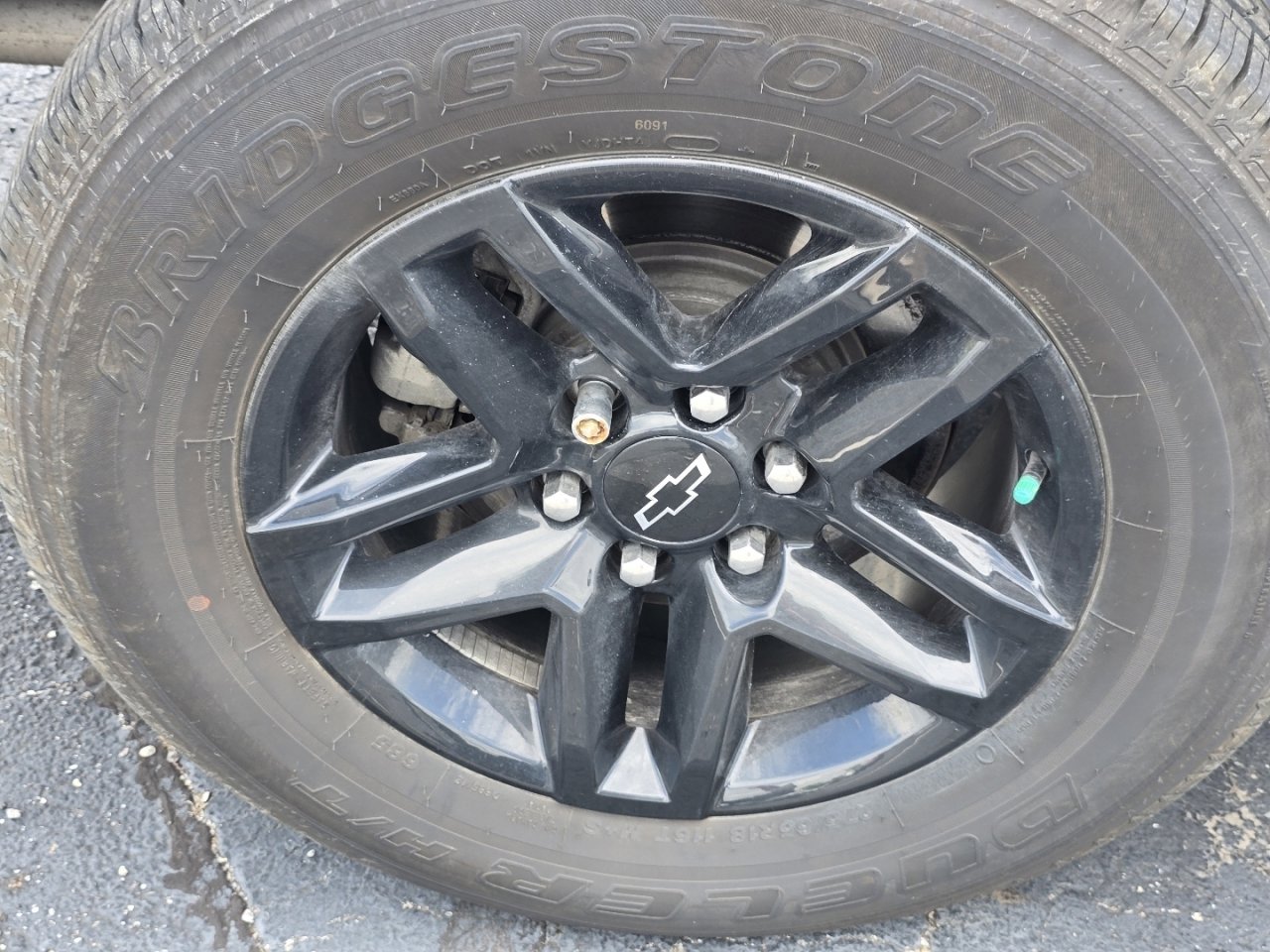 Used 2020 Chevrolet Silverado 1500 LT Trail Boss AWD/4WD image 9