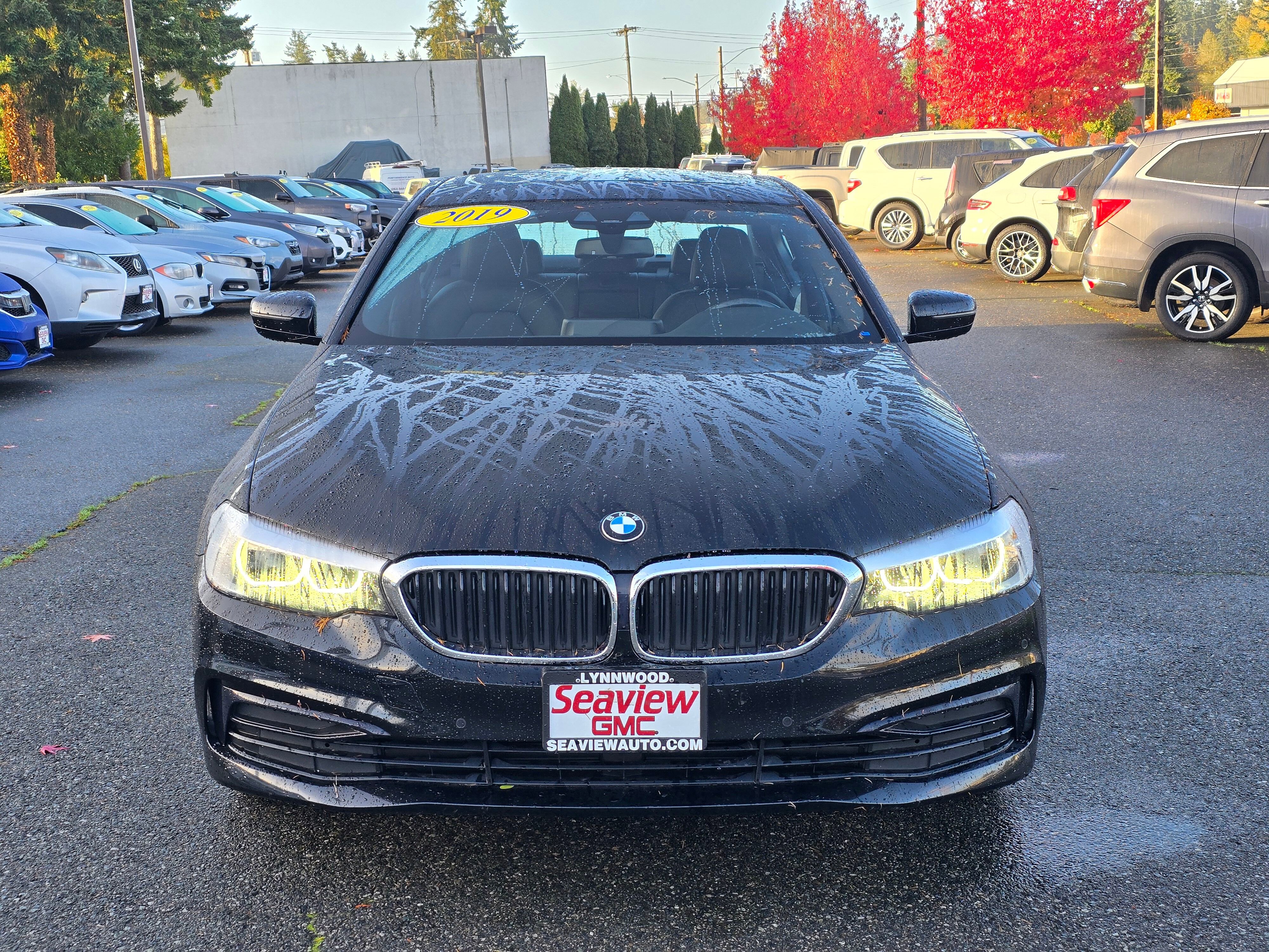 Used 2019 BMW 530i xDrive w/ Convenience Package image 2