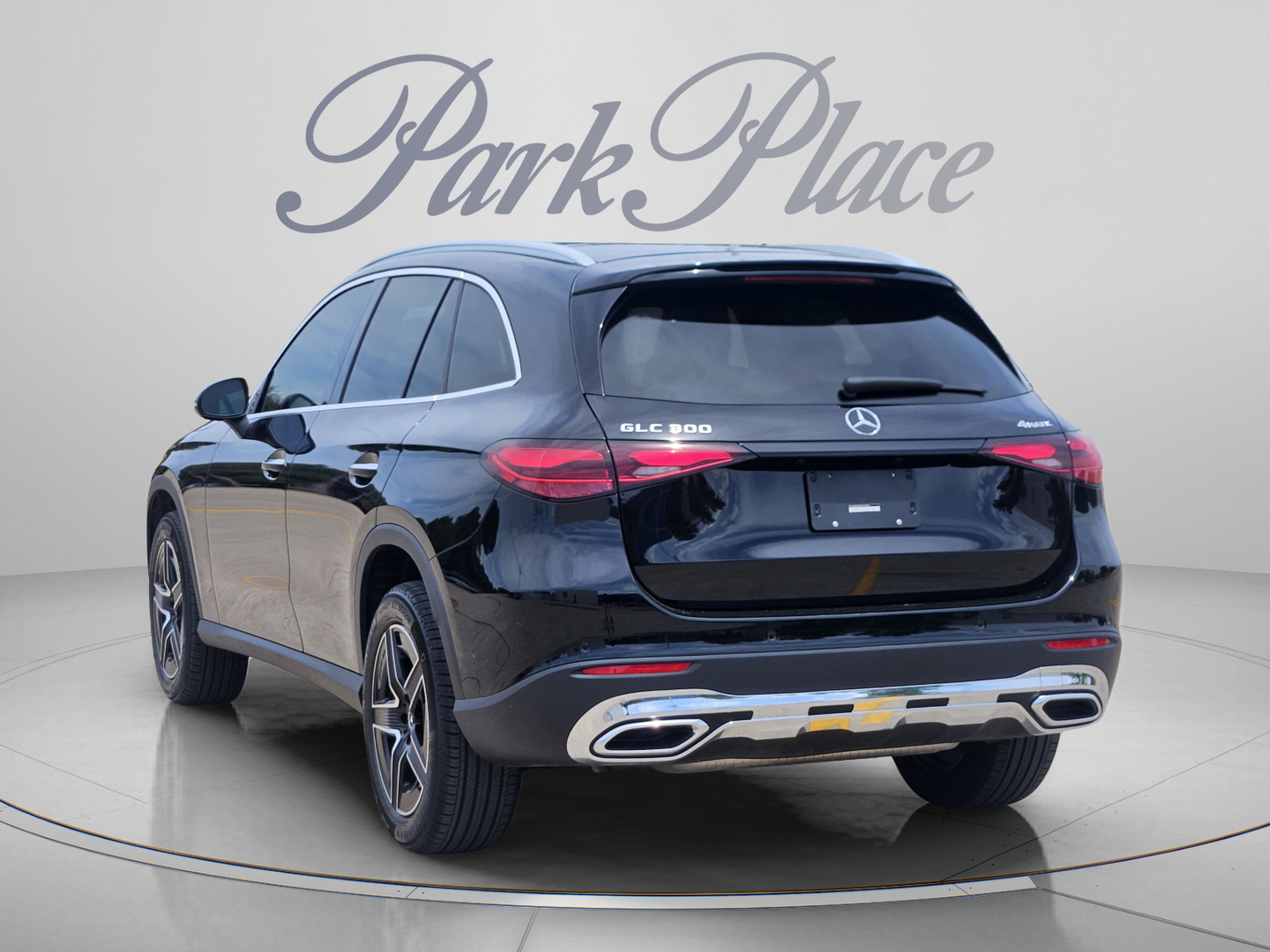 Certified 2026 Mercedes-Benz GLC 300 4MATIC image 3
